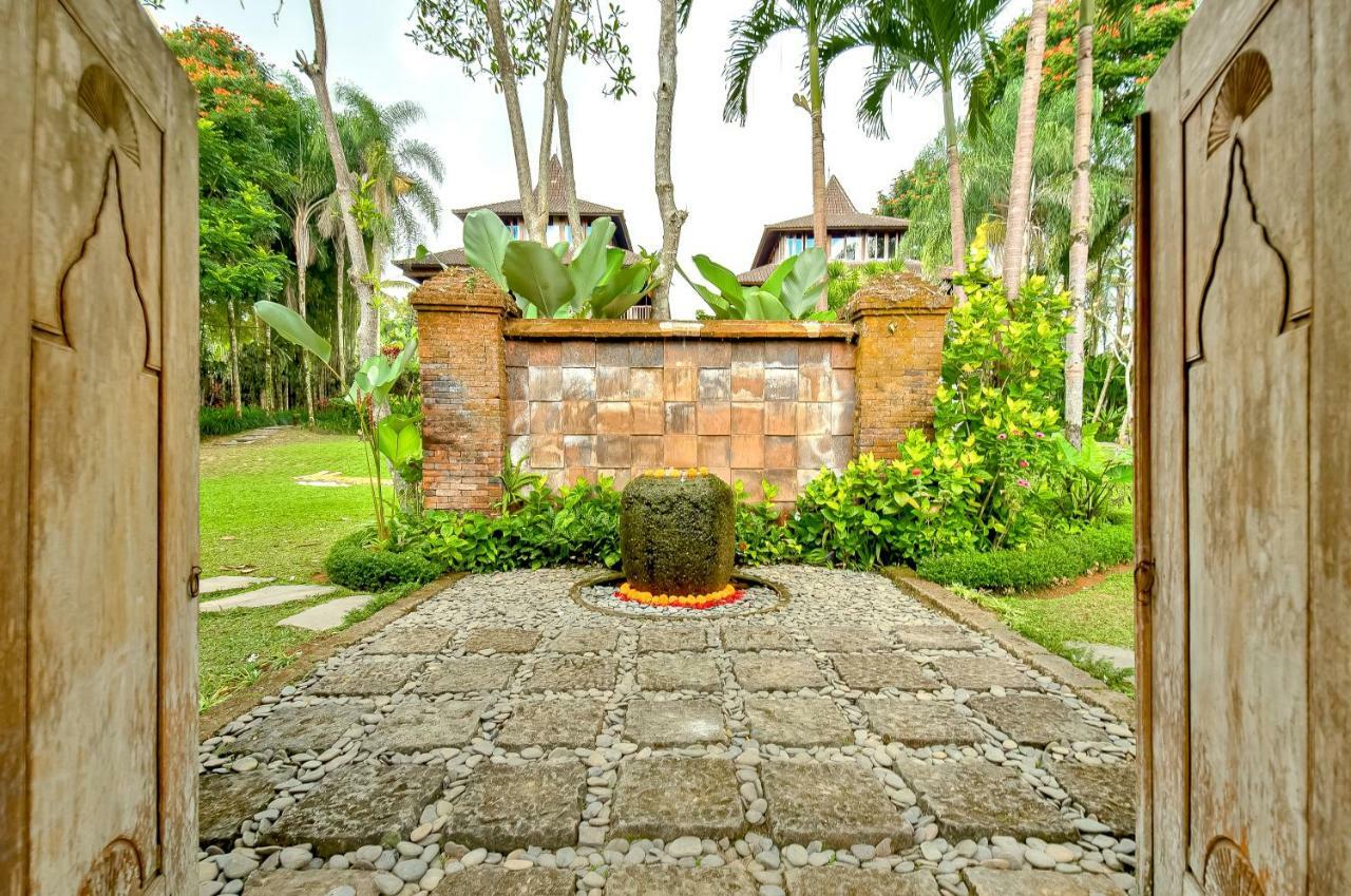 Villa Atas Awan Payangan Exterior photo